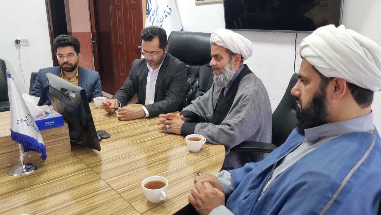 هم اینک؛ دیدار امام جمعه و اعضای ستاد اقامه نماز