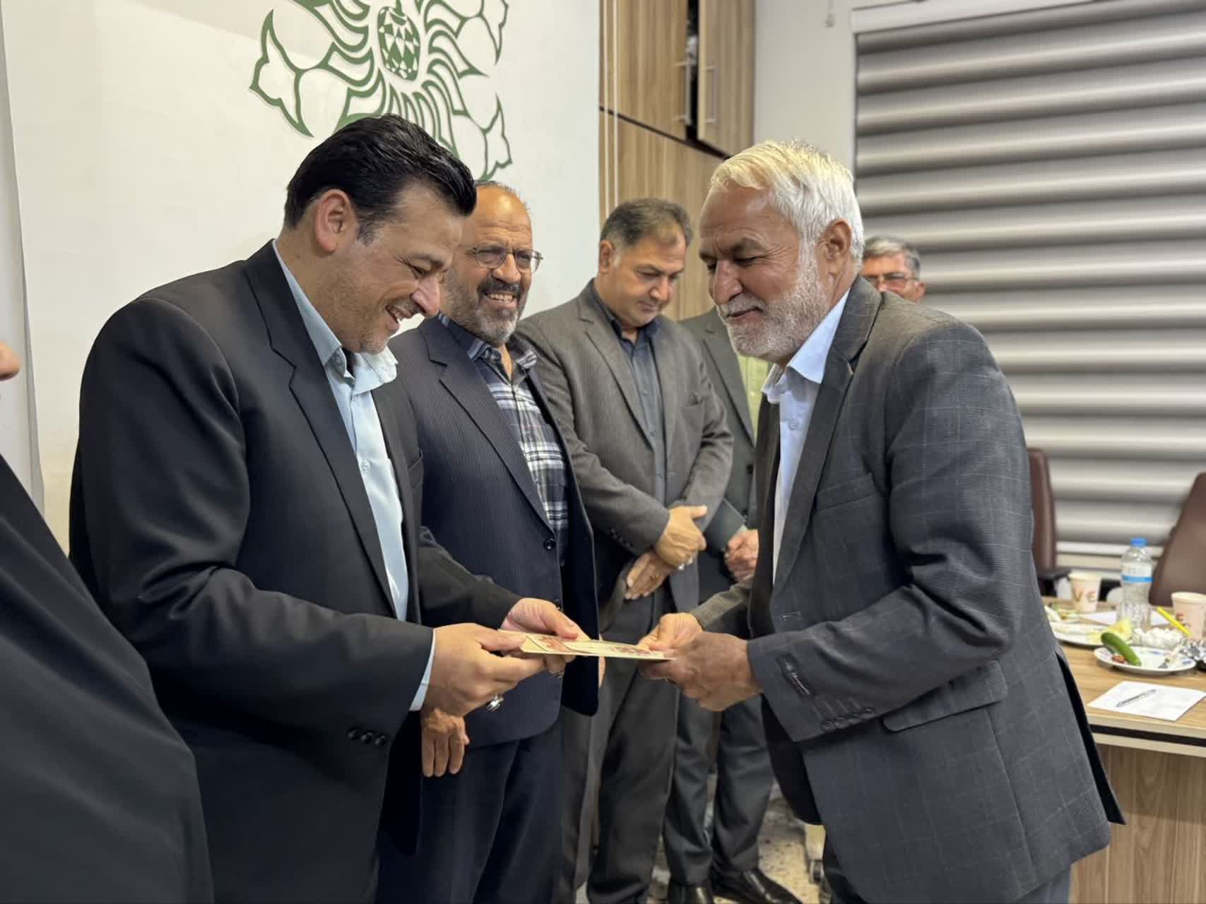 نشست خبری و مراسم تجلیل از خبرنگاران شهرستان فردوس در شهر باغستان