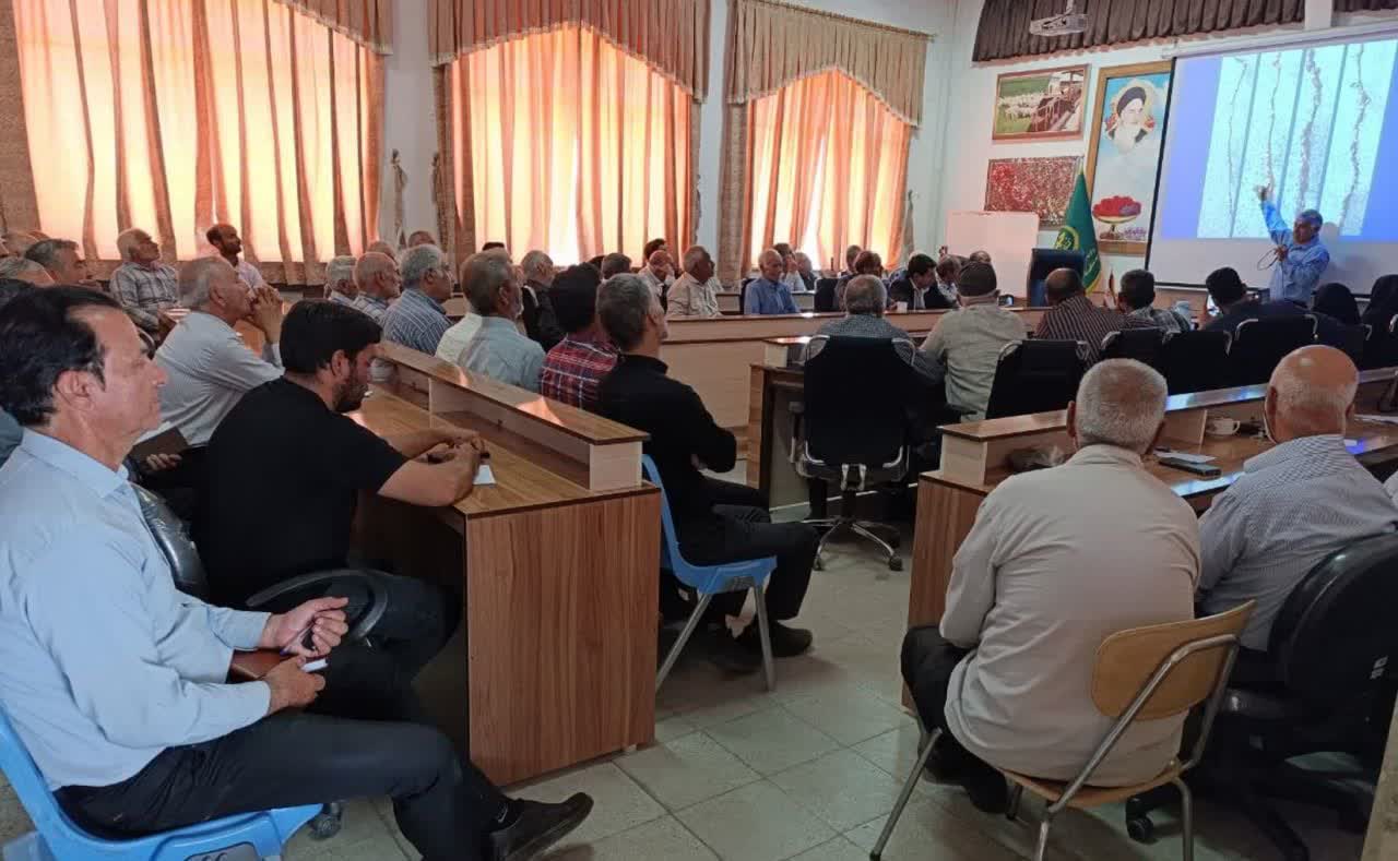 برگزاری دوره آموزش مهارتی مدیریت کنترل تلفیقی ب...