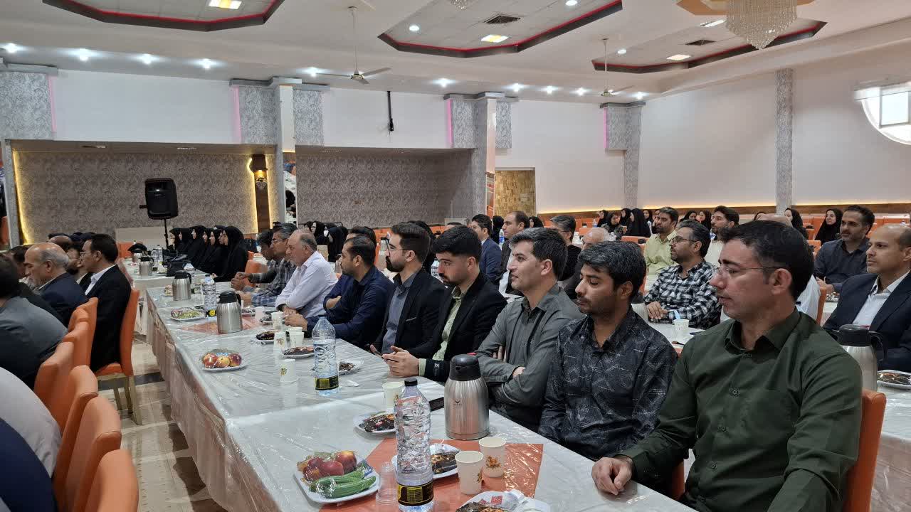 برگزاری همایش بهورزان برتر خراسان جنوبی به میزبانی شبکه بهداشت بشرویه