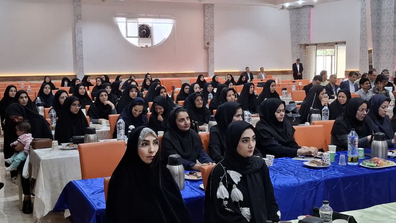 برگزاری همایش بهورزان برتر خراسان جنوبی به میزبانی شبکه بهداشت بشرویه