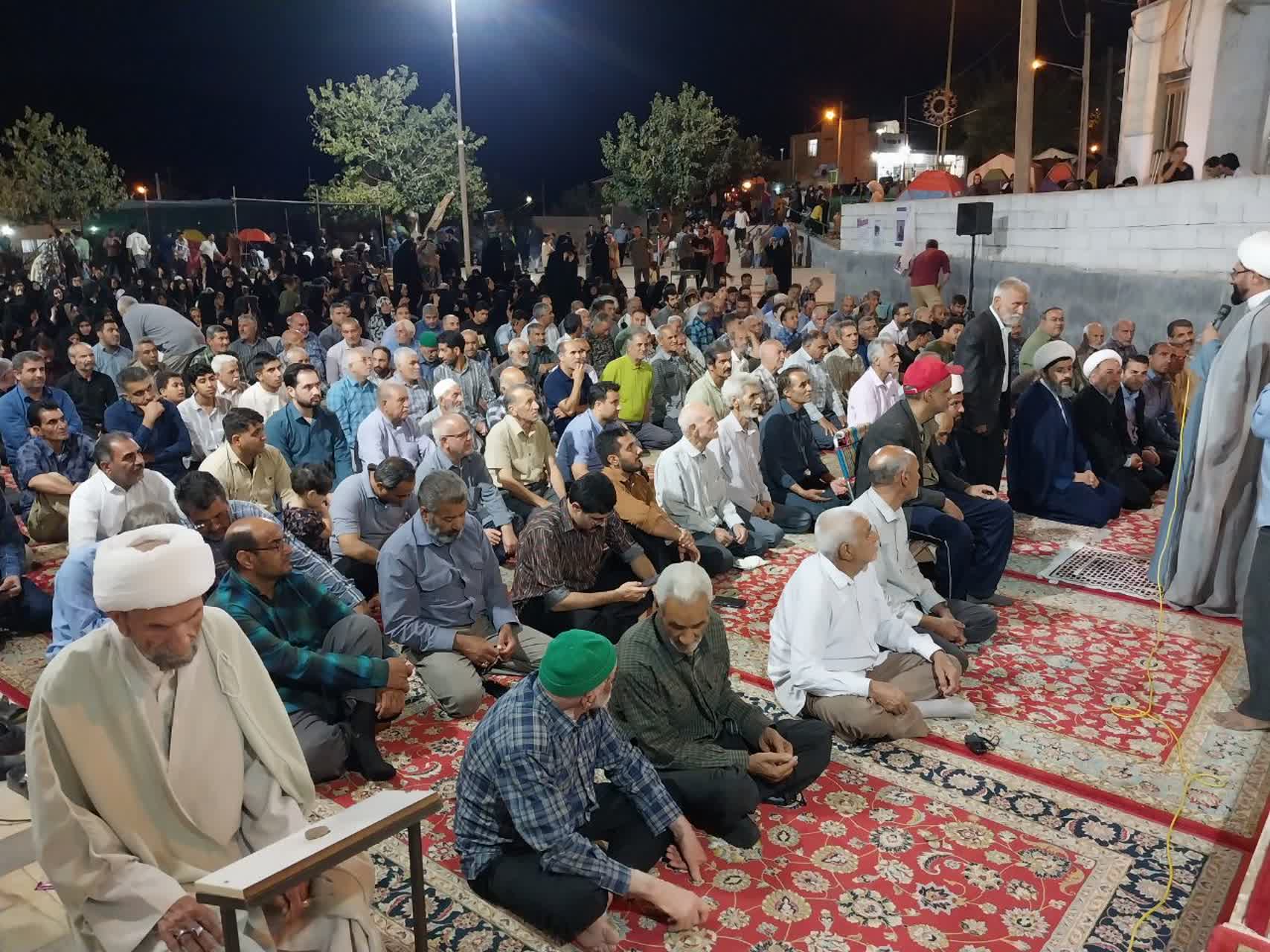 برگزاری سنت سالانه زیارت امامزاده زیدبن علی(ع) با حضور قافله زیارتی مردم بشرویه