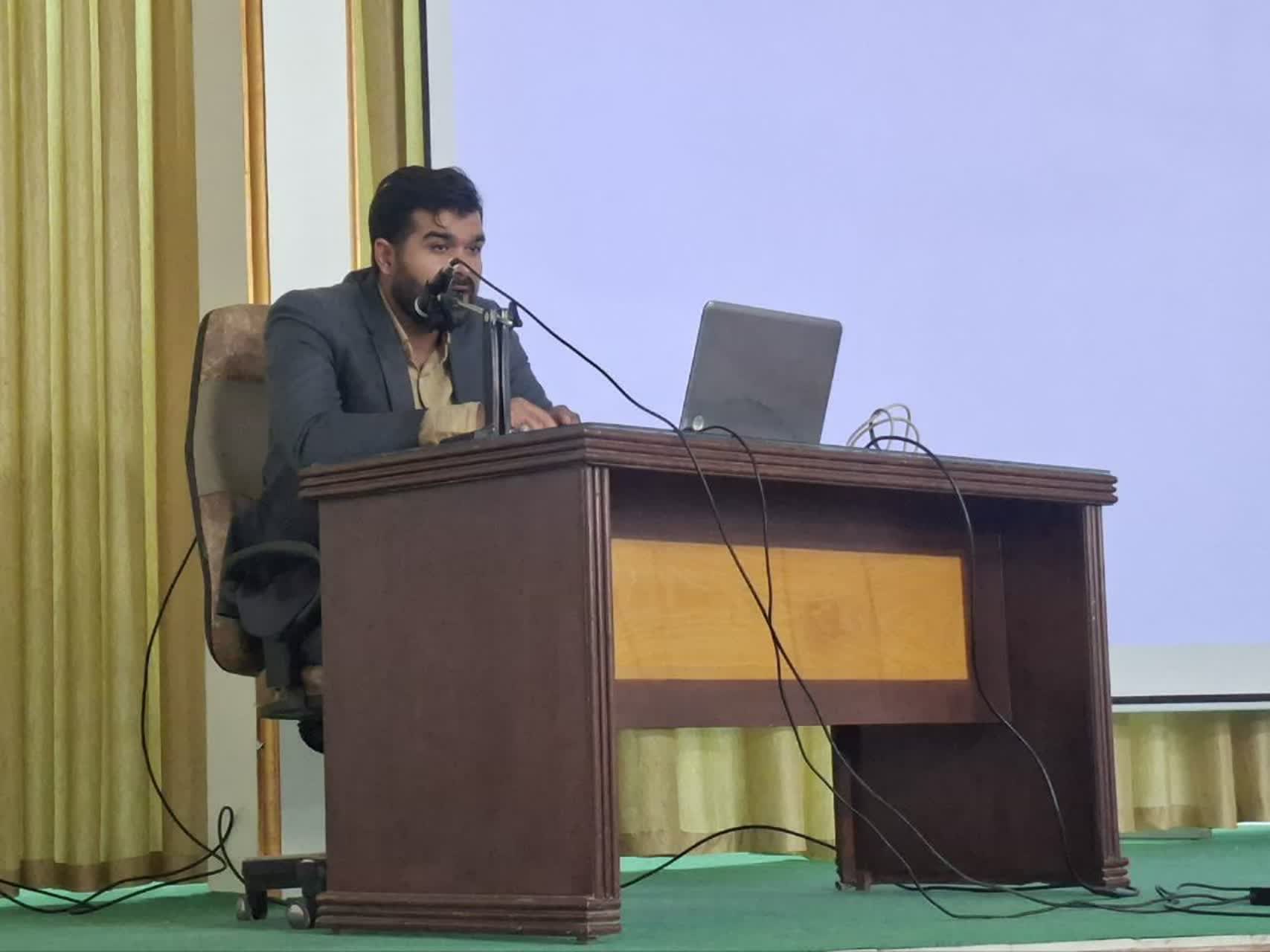 برگزاری جلسه آموزشی نانوایان فردوس با محوریت سامانه نانینو