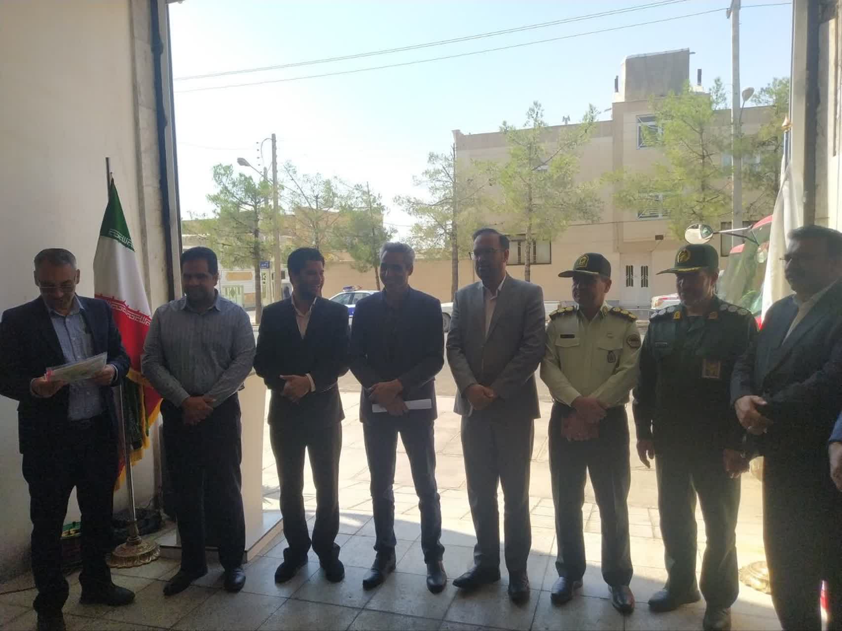 حضور فرماندار سرایان در ایستگاه آتش‌نشانی و تجلیل از آتش‌نشانان