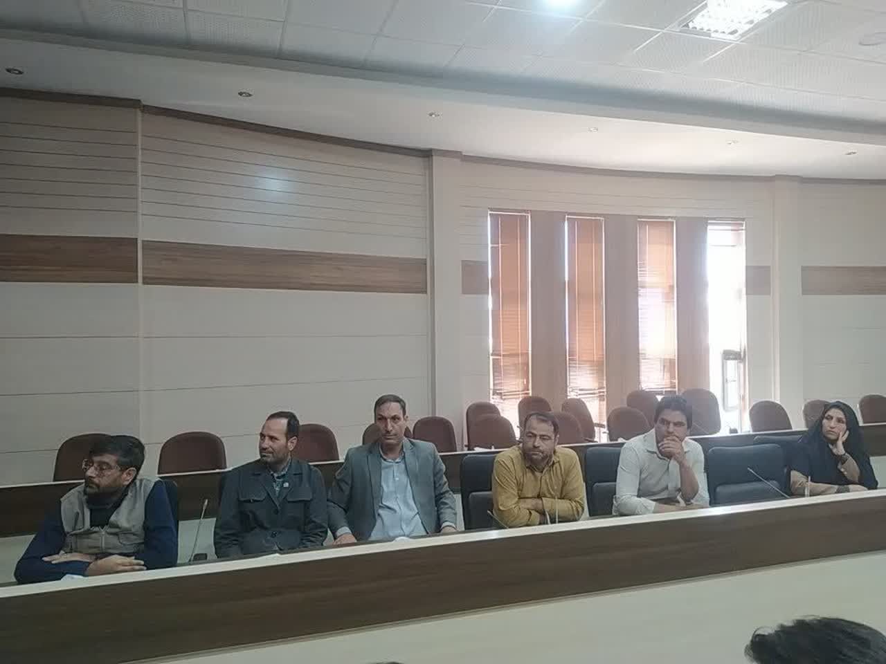 برگزاری جلسه کارگروه اشتغال و سرمایه‌گذاری شهرستان سرایان