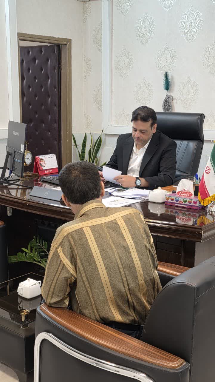 ملاقات مردمی فرماندار فردوس و بررسی مستقیم مشکلات شهروندان