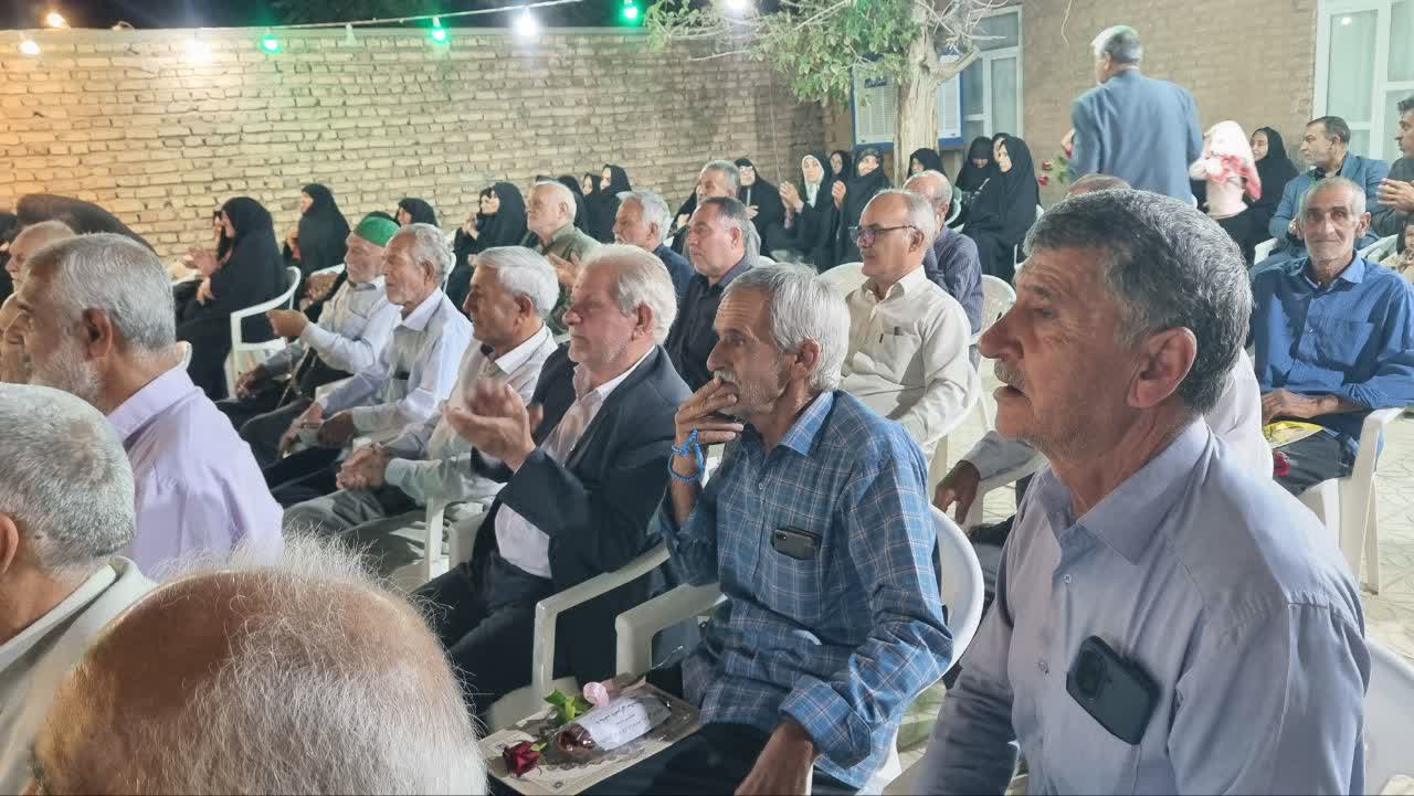 مراسم گرامیداشت روز سالمند توسط موسسه خیریه حضرت امیرالمومنین(ع) در بشرویه