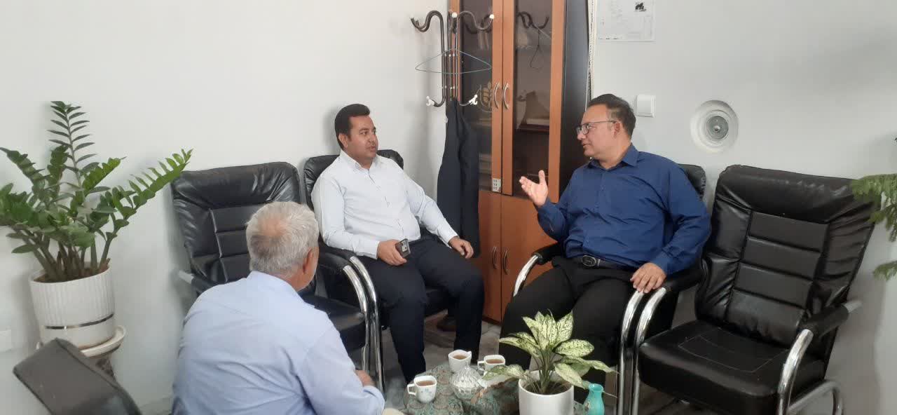دیدار مدیر بنیاد مسکن با بخشدار مرکزی بشرویه و بررسی طرح‌های عمرانی روستایی